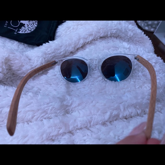 ROOTS SUNGLASSES - Picture 3 of 4